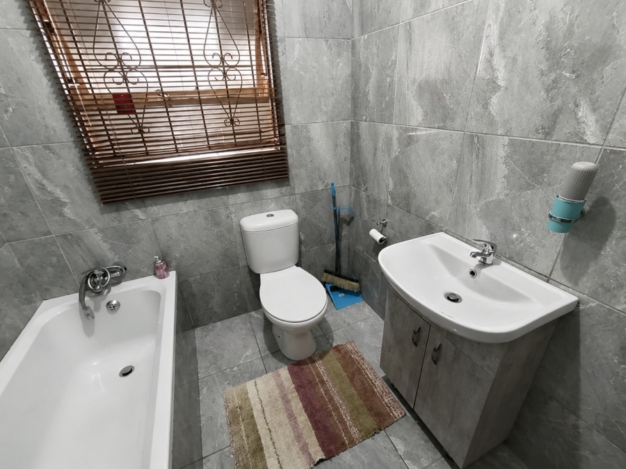 2 Bedroom Property for Sale in Vista Park Free State